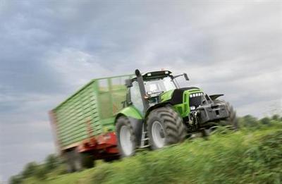 Le tracteur agricole Deutz-Fahr TTV 630 affiche 224 ch