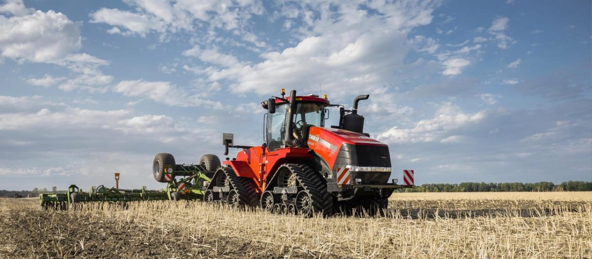 Nouvelle gamme de tracteurs articulés Quadtrac et Steiger AFS Connect™ Case IH