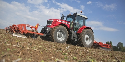 Quatre nouveaux modèles de 140 ch à 175 ch pour les tracteurs Massey-Ferguson MF 7600